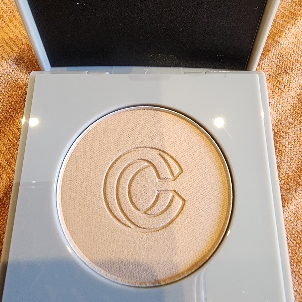 5/$25🆕️Complex Culture Contour Powder - Picture 6 of 7